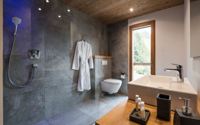 Les Dolomites Mountain Lodges