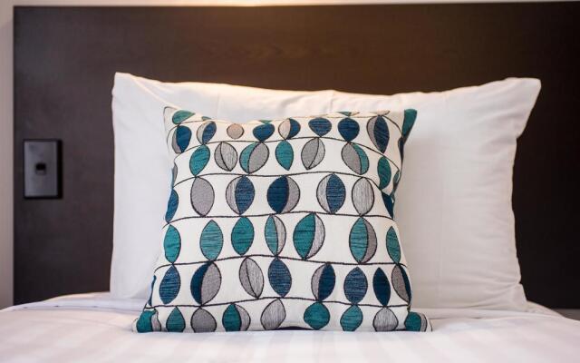 White Heron Motor Lodge