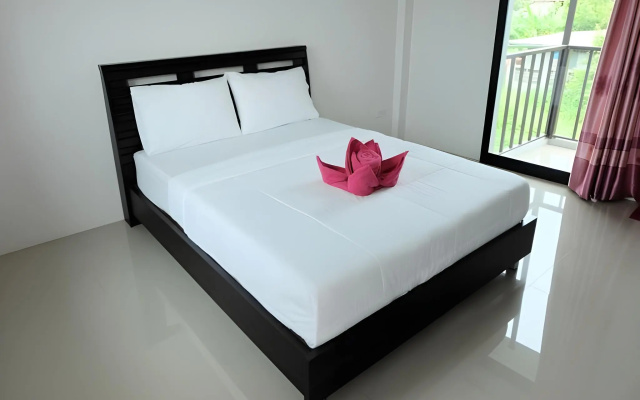 Sandee Homeplace – Guest Rooms – Udon Thani