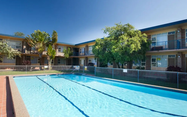 Crystal Waters 6 - CBD Location