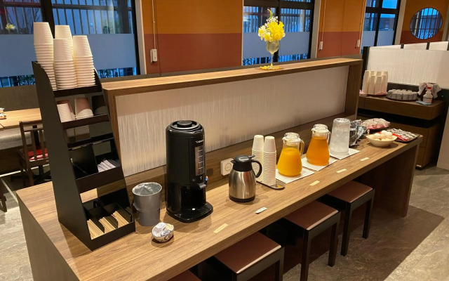 Henn Na Hotel Komatsuekimae