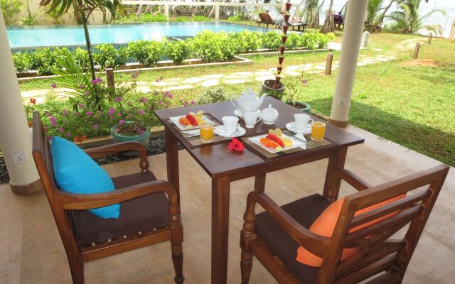 Lanka Beach Bungalows