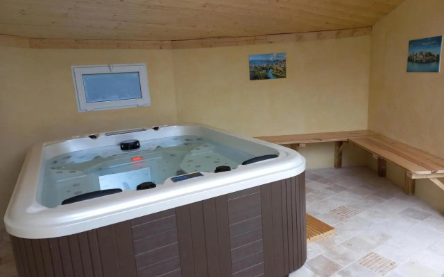 GITES de Plos Appart CHALET PISCINE SPA