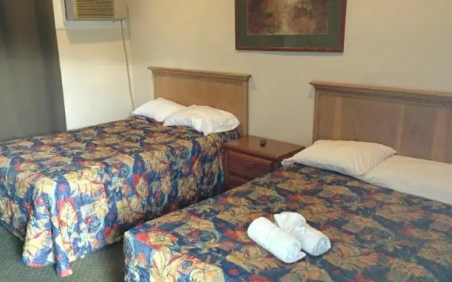 Miami Springs Inn