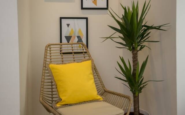 Designer Apartment in one of Lisbon's Trendiest Quarters