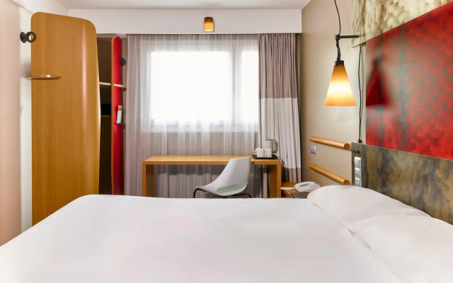 ibis Bordeaux Centre Gare Saint Jean