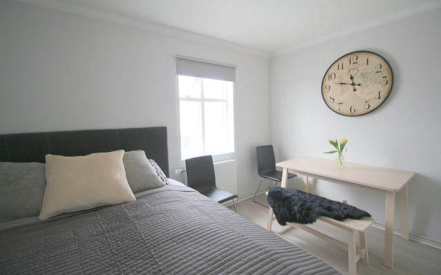 Steinaskjól Apartments - Strandgata