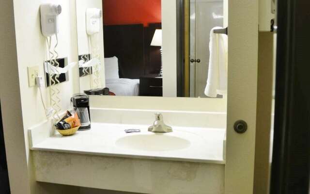 Country Hearth Inn & Suites Kenton