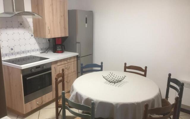 Maison 5 pièces dans hameau pittoresque très calme