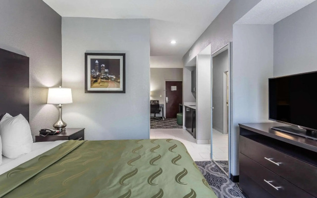 Quality Suites Pineville - Charlotte