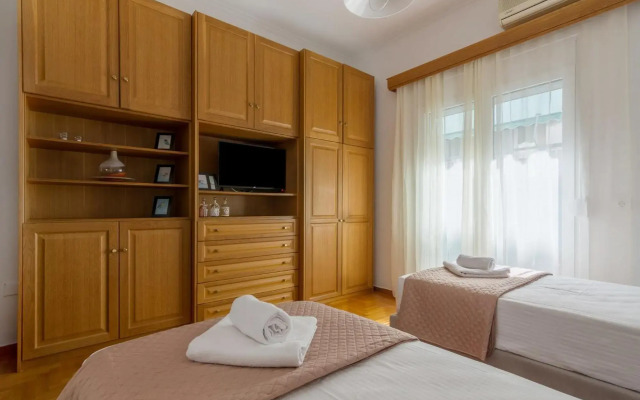 Nice 2bedroom apartment in Pagkrati
