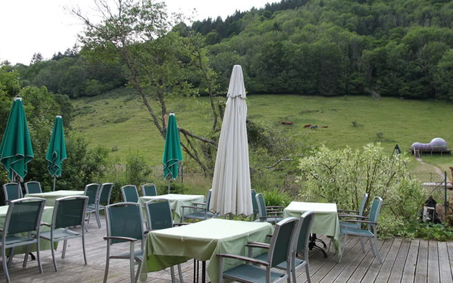 Le Val Joli - Hotel Restaurant