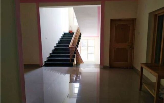 Hotel Khakshal Chubi