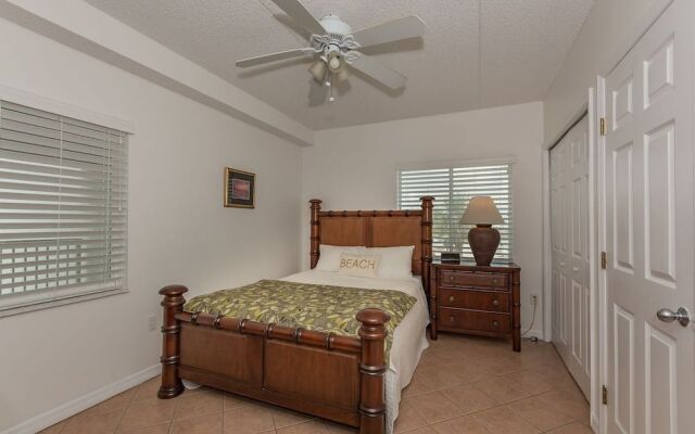 OC201 - Ocean Condo by RedAwning