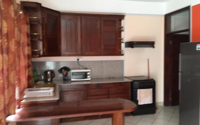 BR Apartment & Studios