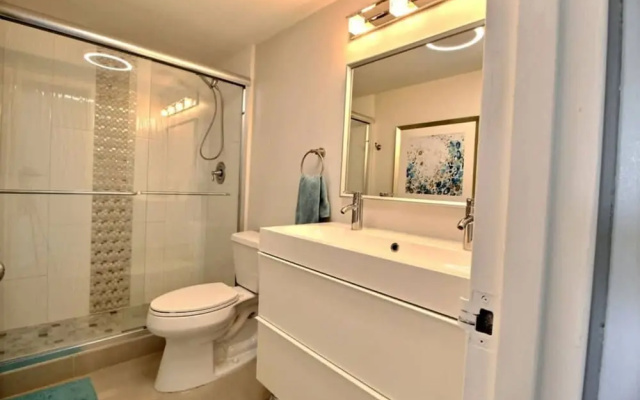 Golden Isles 509 in Hallandale Beach
