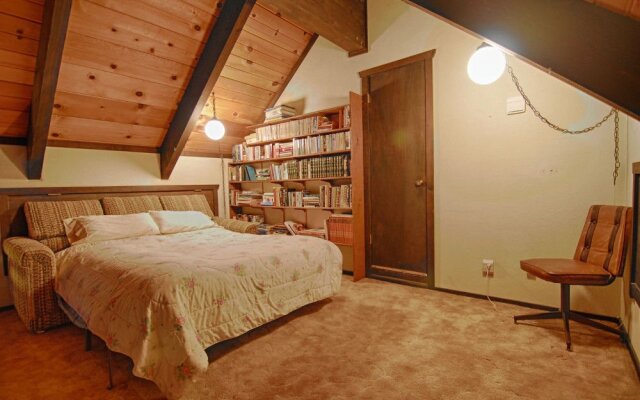 372 Rim Drive - 3 Br Home