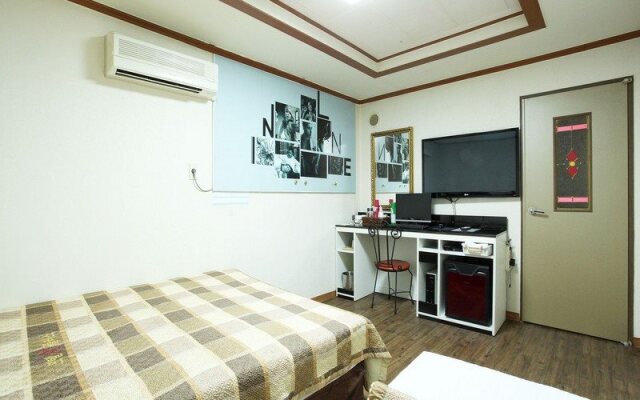 Goodstay a Plus Hotel