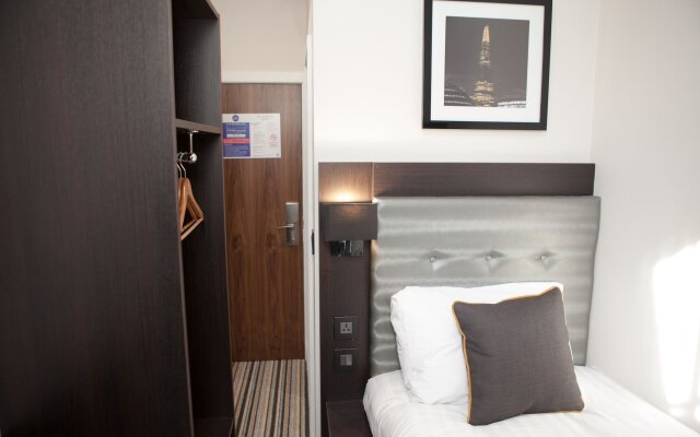 The Tudor Inn Hotel