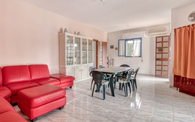 Appealing Villa in Marina di Ragusa with Private Pool