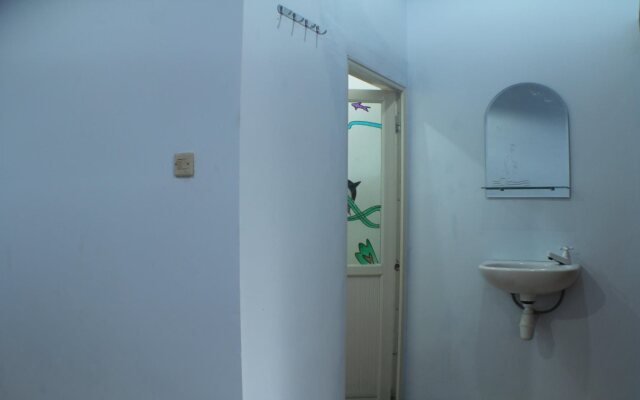Tri Putri Home Stay