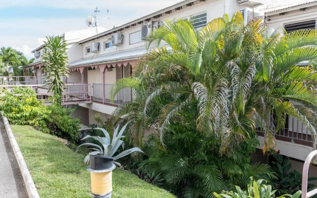 Studio, Piscine Et Vue Mer A La Marina