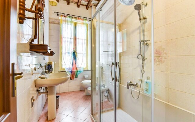 Cheerful Apartment in Migliandolo di Portacomaro With Garden