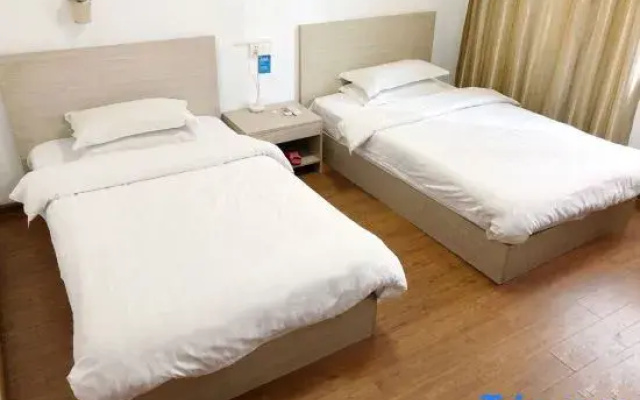 Loudi Weijun Business Hotel