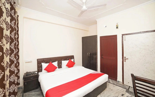 Hotel Mohan Palace by OYO Rooms