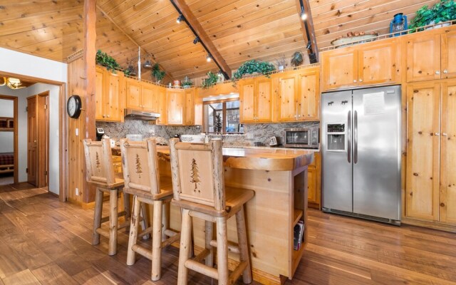 009 - Eden on the Lake