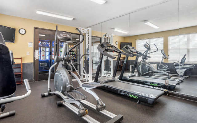 Best Western Plus Bessemer Hotel & Suites