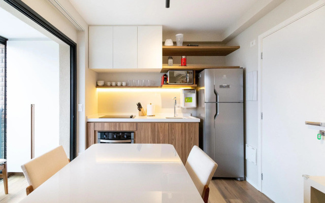 Apartamento novo, silencioso e com infraestrutura de lazer na Vila Madalena.