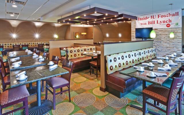 Holiday Inn Bloomington-University Area by IHG