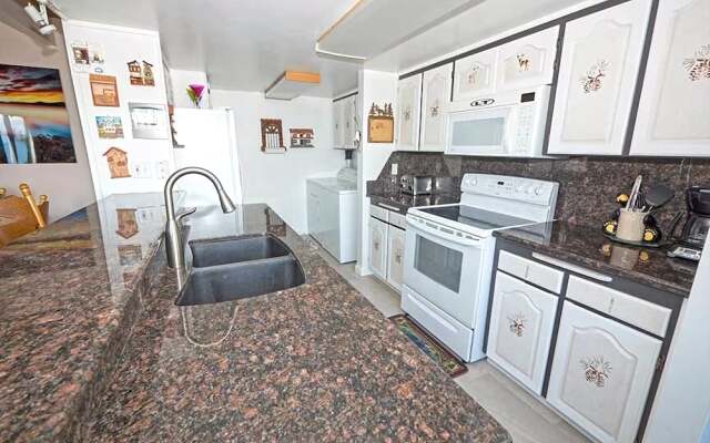 4221 Saddle Road by RedAwning