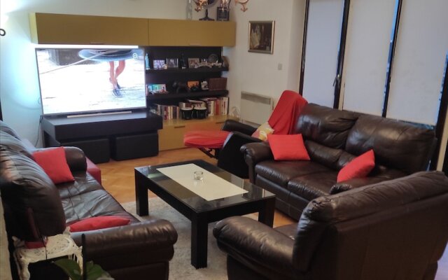 Awsome 2 Bedroom Apartment in Makarska