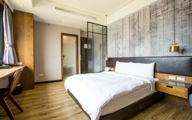 Taichung Easylazy Inn