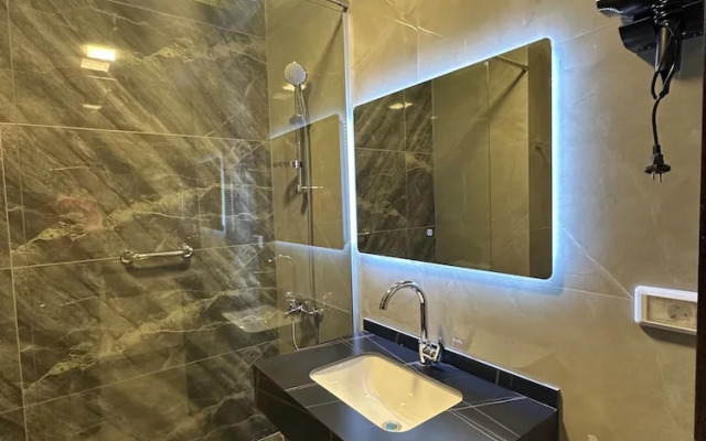 Charmig Amman Apartment With Modern Amenities