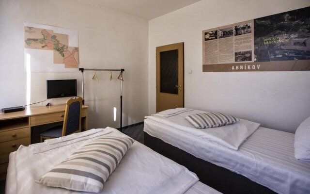 Hotel Bobr