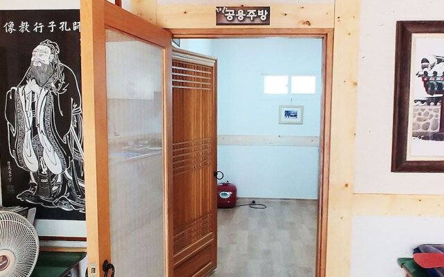 Gyeongju Yeokrakjae Hanok Guesthouse