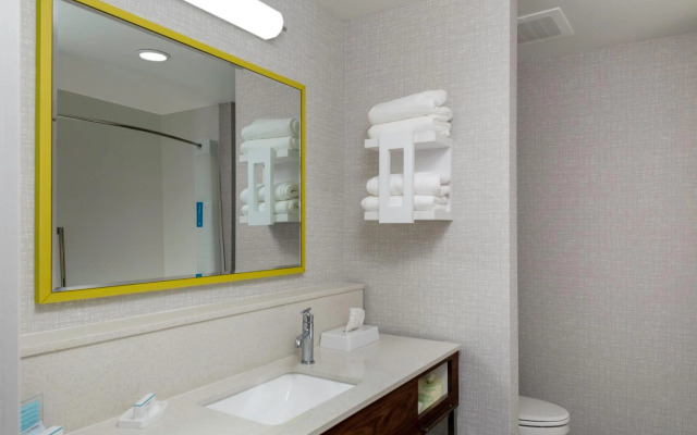 Hampton Inn & Suites Indianapolis West Speedway