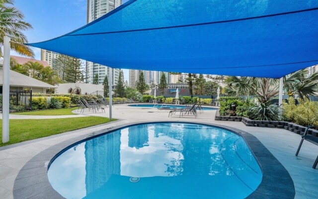 Ocean Breeze and Views, 5 Star Location