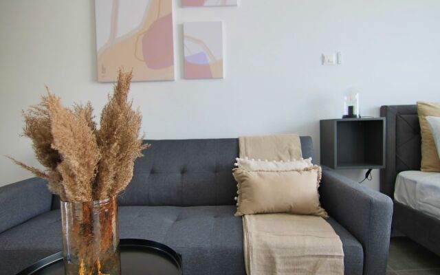 Phaedrus Living Seaside Flat Athina 117