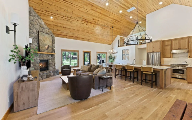 4 Catkin 4 Bedroom Home