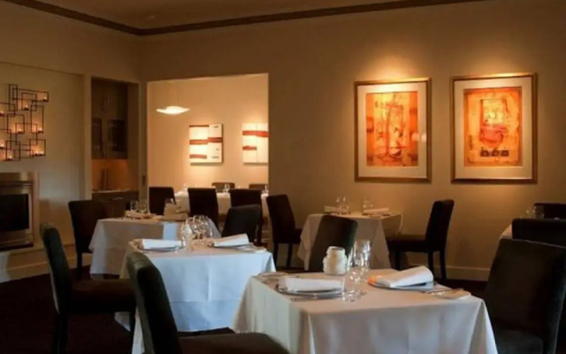 Stonewell Cottages & Vineyards