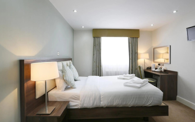 The Park City Grand Plaza Kensington