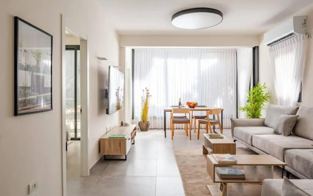✦Newly Renovated, Spacious 2BR✦ #BUGRASHOV_LIFE✦