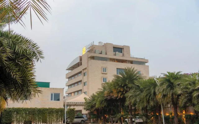 Jardin hotels teen imli