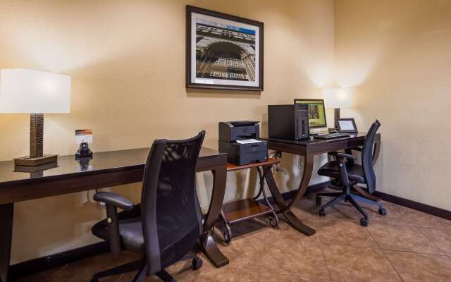 Best Western Windsor Pointe Hotel & Suites-Frost Bank Center