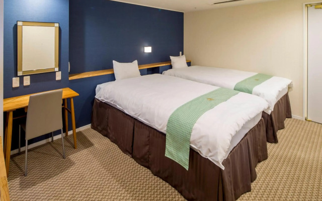 New Osaka Hotel