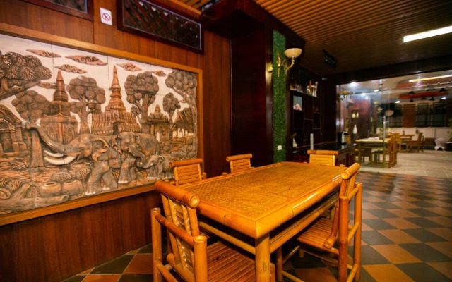 Champion Hotel & Pub
